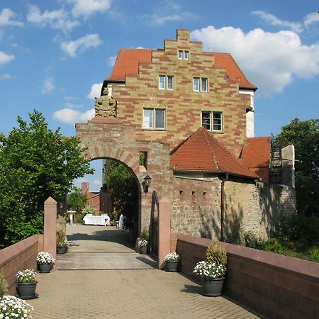 Eventlocation & Hotel Schloss Neuburg Obrigheim Exterior foto